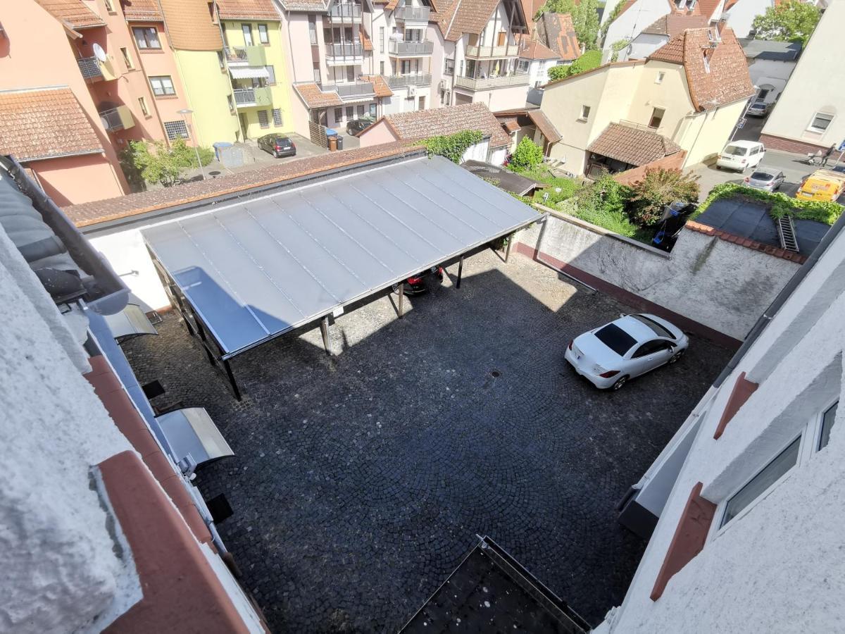 Hotel-Pension Zum Hirsch Hattersheim am Main المظهر الخارجي الصورة