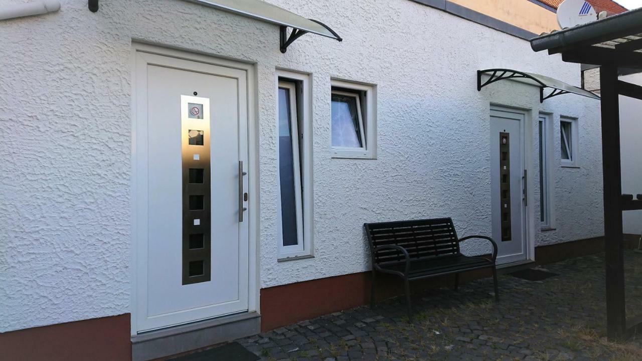 Hotel-Pension Zum Hirsch Hattersheim am Main المظهر الخارجي الصورة